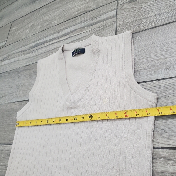men' cream beige tan basic classic sleeveless V-neck ribbed vest M • bundle of 2 - Picture 2 of 8